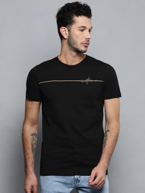 

Louis Philippe Jeans Men Black Applique Detail Round Neck T-shirt