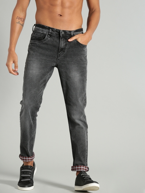 

Roadster Men Black Slim Tapered Fit Mid-Rise Clean Look Stretchable Jeans