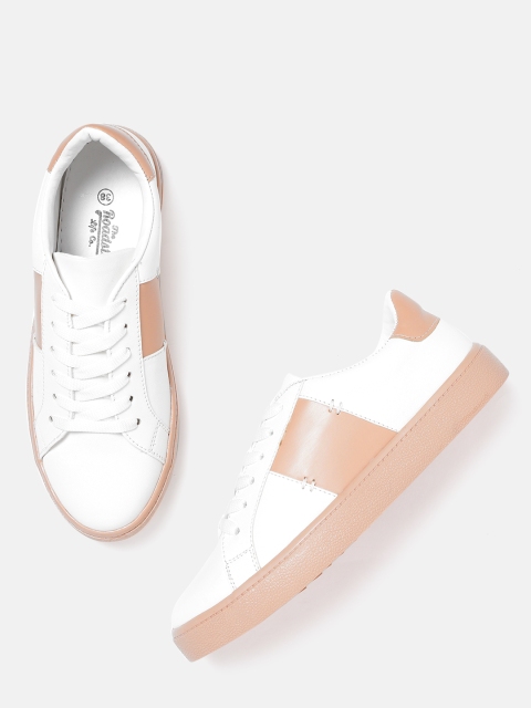 

Roadster Women White & Peach-Coloured Colourblocked Sneakers