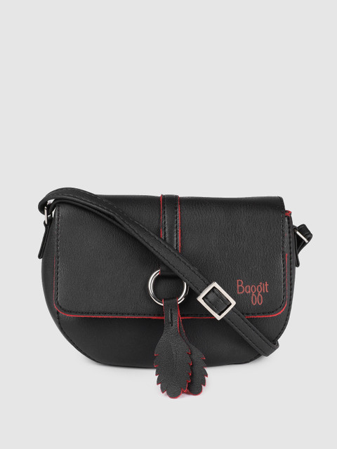 

Baggit Black Solid Sling Bag