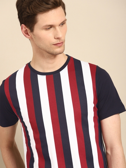 

ether Men Black Striped Regular Fit Round Neck T-shirt