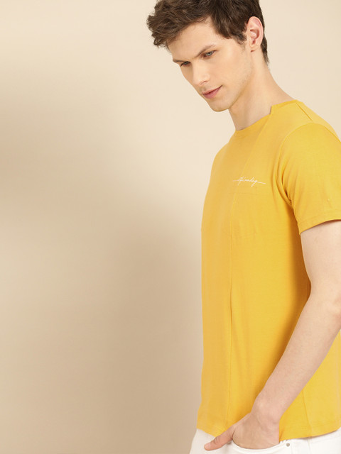 

ether Men Mustard Yellow Solid Round Neck Pure Cotton T-shirt
