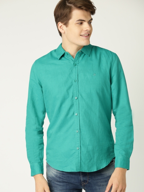 

United Colors of Benetton Men Green Regular Fit Solid Casual Shirt