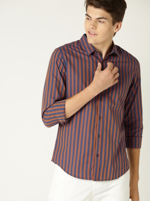 

United Colors of Benetton Men Navy Blue & Rust Orange Slim Fit Striped Casual Shirt