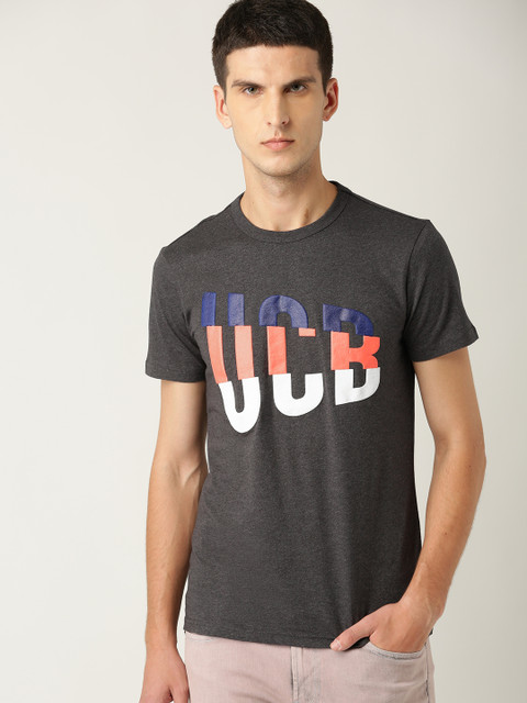 

United Colors of Benetton Men Charcoal Grey Printed Round Neck T-shirt