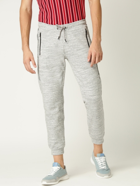 

United Colors of Benetton Men Grey Solid Cropped Joggers
