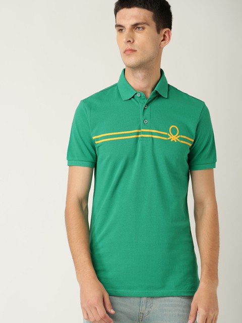 

United Colors of Benetton Men Green Solid Polo Collar T-shirt