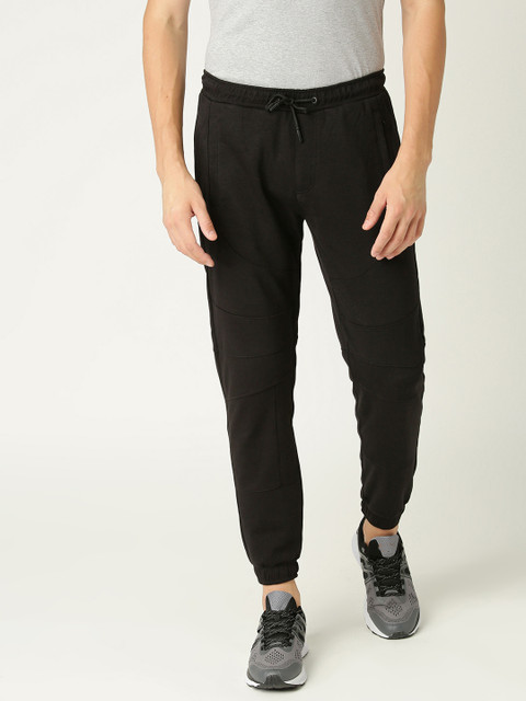 

United Colors of Benetton Men Black Solid Joggers