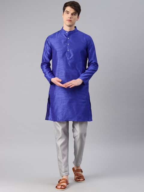 

Freehand Men Blue & Grey Solid Kurta with Pyjamas
