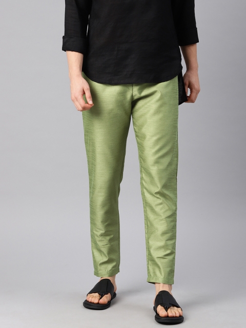 

Freehand Men Green Solid Pyjamas