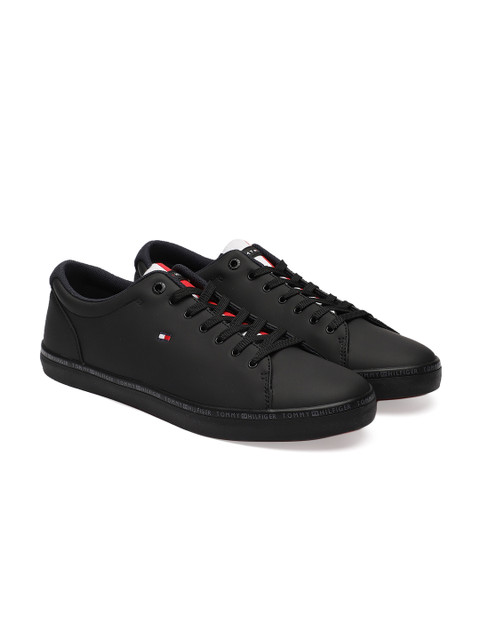 

Tommy Hilfiger Men Black Sneakers
