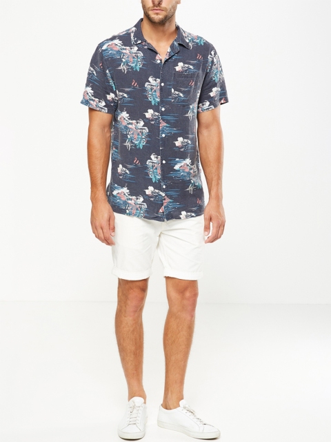 

COTTON ON Men White Solid Loose Fit Chino Shorts