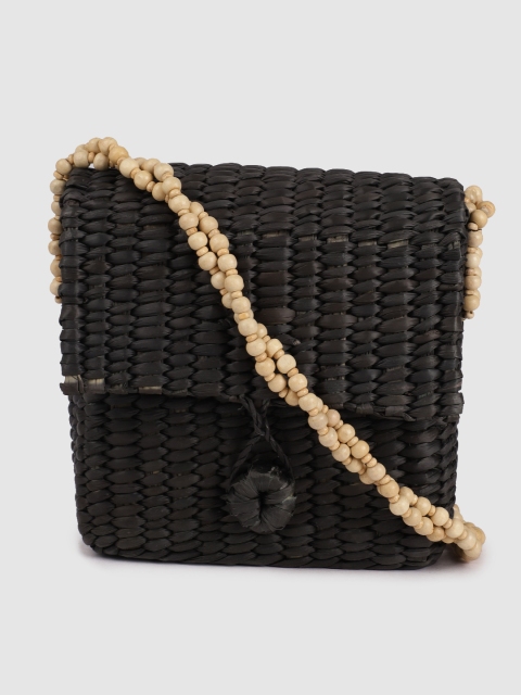 

Accessorize Black Solid Sling Bag