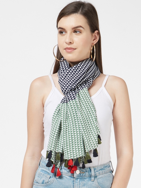 

Vozaf Women White & Black Printed Stole
