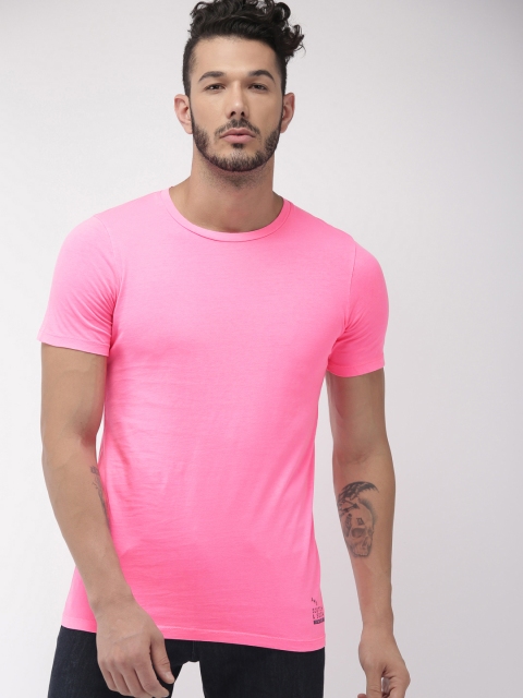 

Scotch & Soda Men Pink Solid Round Neck T-shirt