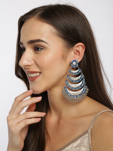 

Ayesha Silver-Toned & Blue Crescent Shaped Chandbalis