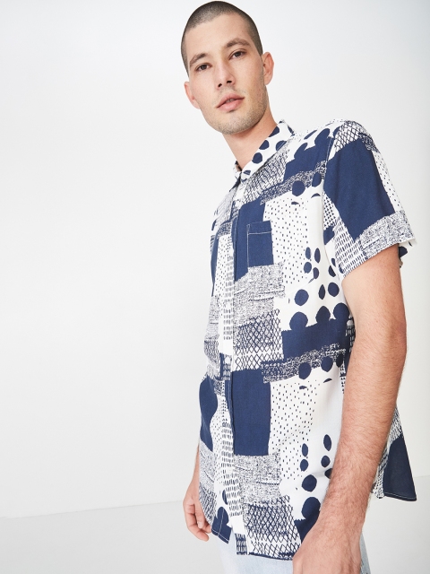

COTTON ON Men Blue & White Slim Fit Printed Casual Shirt