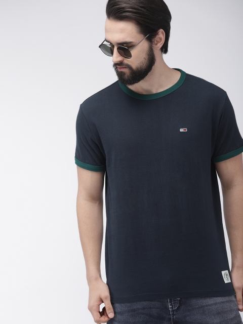 

Tommy Hilfiger Men Navy Blue Solid Round Neck T-shirt