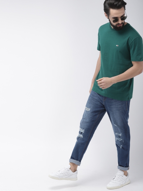 

Tommy Hilfiger Men Teal Green Solid Round Neck Pure Cotton T-shirt