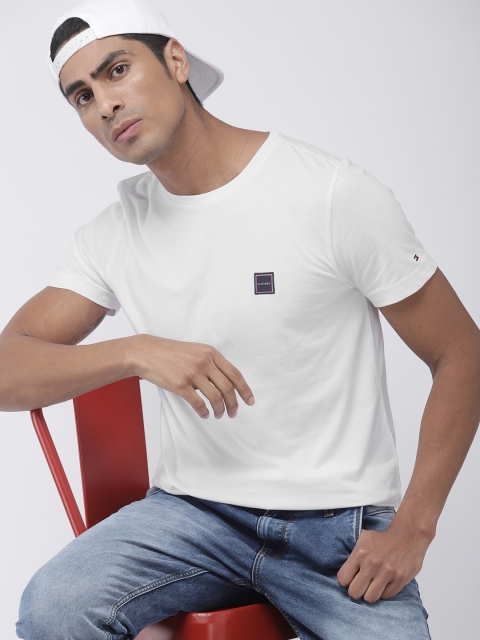 

Tommy Hilfiger Men White Solid Round Neck T-shirt
