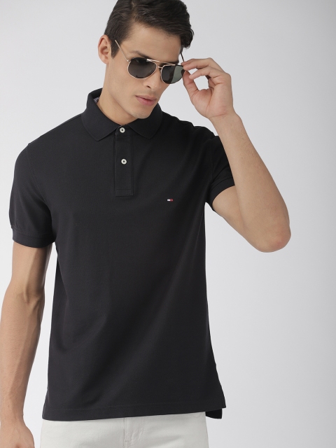 

Tommy Hilfiger Men Black Solid Polo Collar T-shirt