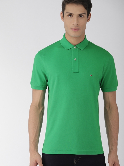 

Tommy Hilfiger Men Green Solid Polo Collar T-shirt
