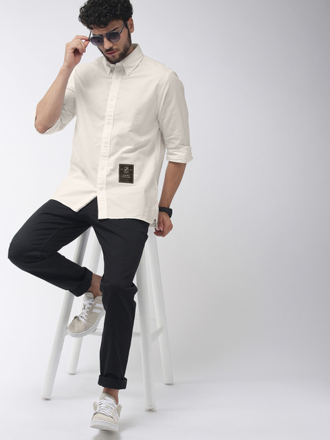 

Tommy Hilfiger Men White Regular Fit Solid Casual Shirt