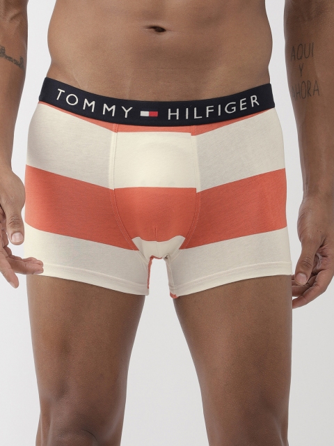 

Tommy Hilfiger Men Off-white & Orange Colourblocked Trunk A9AB4161