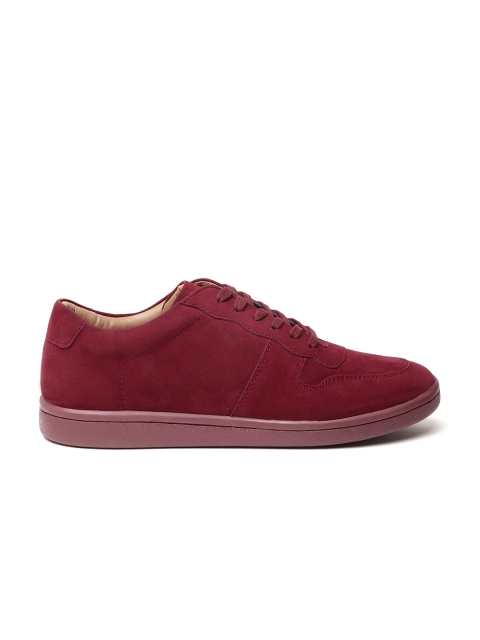 

ether Men Maroon Sneakers