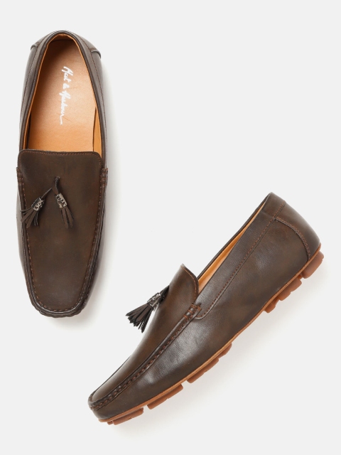 

Mast & Harbour Men Coffee Brown Solid Tasseled Loafers