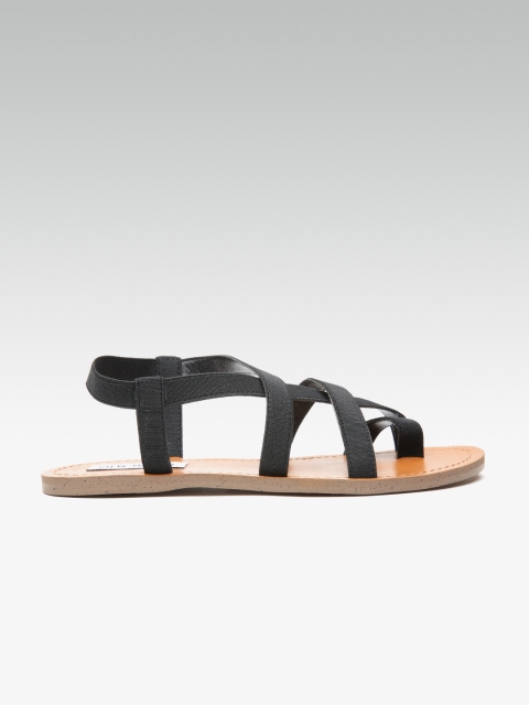 

Steve Madden Women Black Solid One Toe Flats