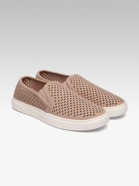 

Steve Madden Women Nude-Coloured Slip-On Sneakers