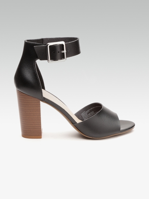 

Steve Madden Women Black Solid Block Heels