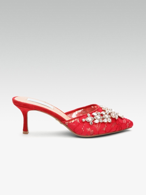 

Steve Madden by Betsey Johnson Women Red Embellished Lace Pumps