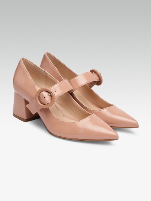 

Steve Madden Women Nude-Coloured Solid Pumps