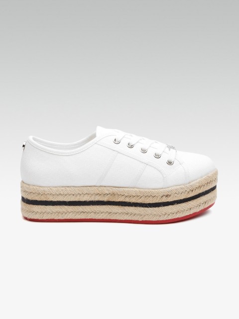 

Steve Madden Women White Solid Flatforms