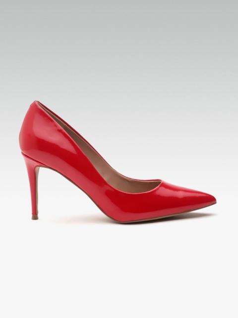 

Steve Madden Women Red Solid Pumps