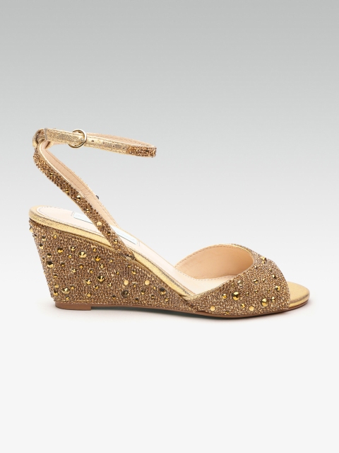 

Steve Madden Women Gold-Toned Embellished Mid-Top Heels
