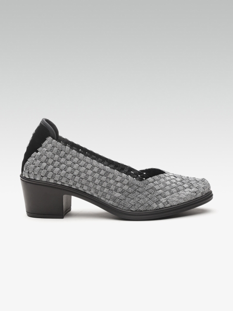 

Steve Madden Women Silver-Toned Woven Design Pumps