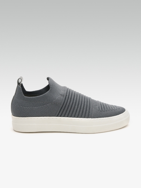 

Steve Madden Women Grey Textured Slip-On Sneakers