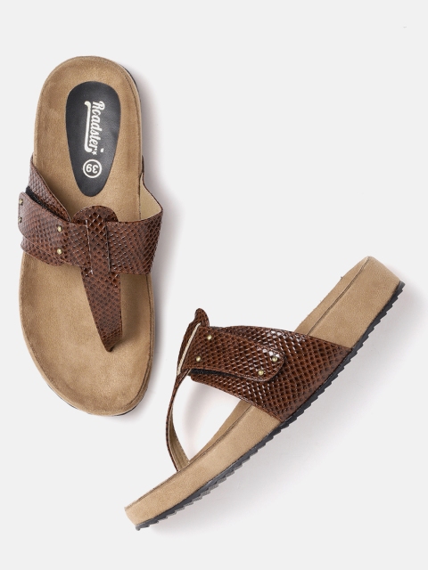 

Roadster Women Brown Textured Open Toe Flats