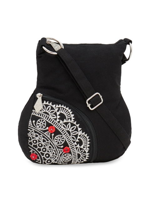 

Pick Pocket Black Solid Sling Bag