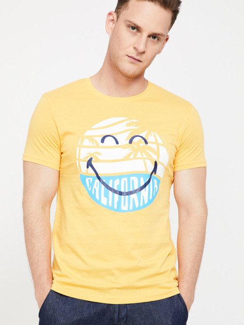 

Smiley World Men Yellow Printed Round Neck T-shirt