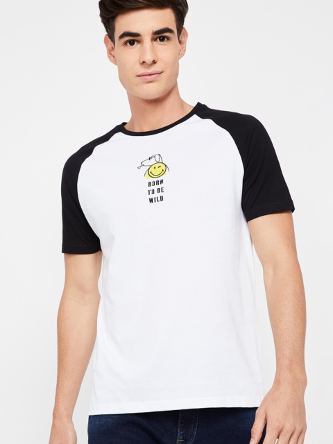 

Smiley World Men White Printed Round Neck T-shirt