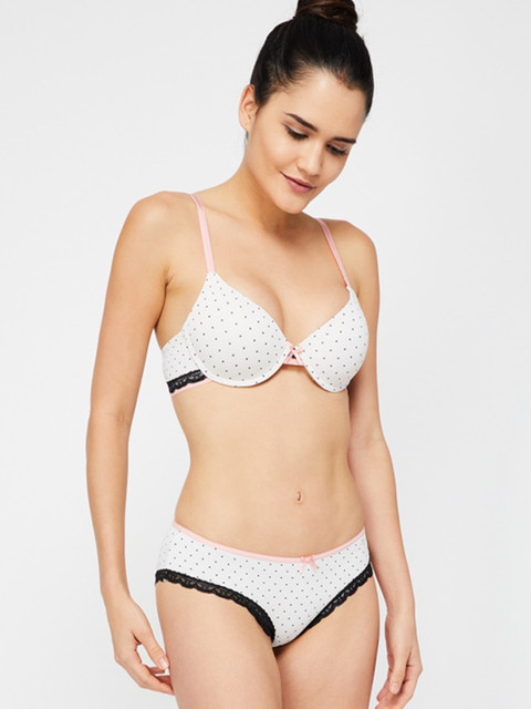 

Ginger by Lifestyle Off-White Printed Non-Wired Non Padded Plunge Bra 8903732384702