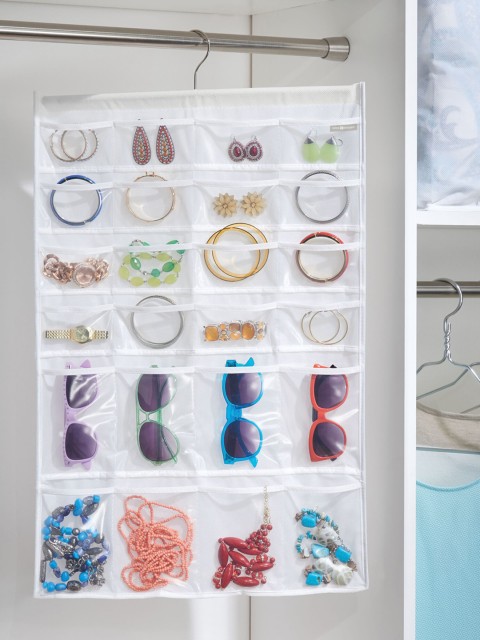 

INTERDESIGN White Hanging Jewelry and Storage Organiser