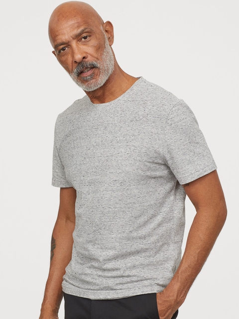 

H&M Men Grey Striped T-shirt Slim Fit