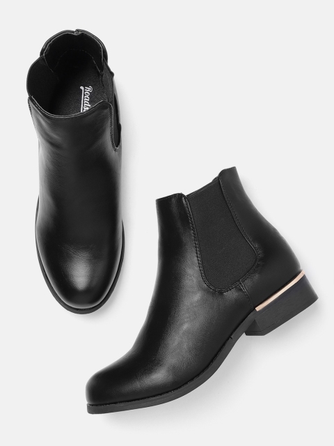 

Roadster Women Black Solid Mid-Top Chelsea Boots