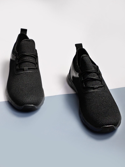 

LOCOMOTIVE Men Black Sneakers