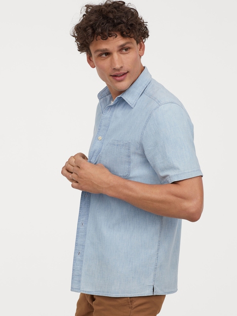 

H&M Men Blue Short-sleeved denim shirt